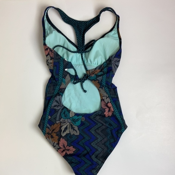 PrAna Khari One-Piece Swimsuit Blue Pattern NWOT XS - Picture 7 of 12